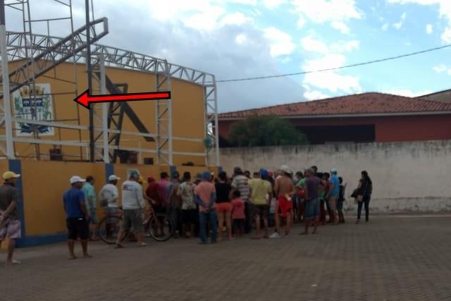 (Crédito: Reprodução/Blog do Coveiro)