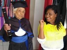 Mulher conclui o ensino médio aos 91 anos