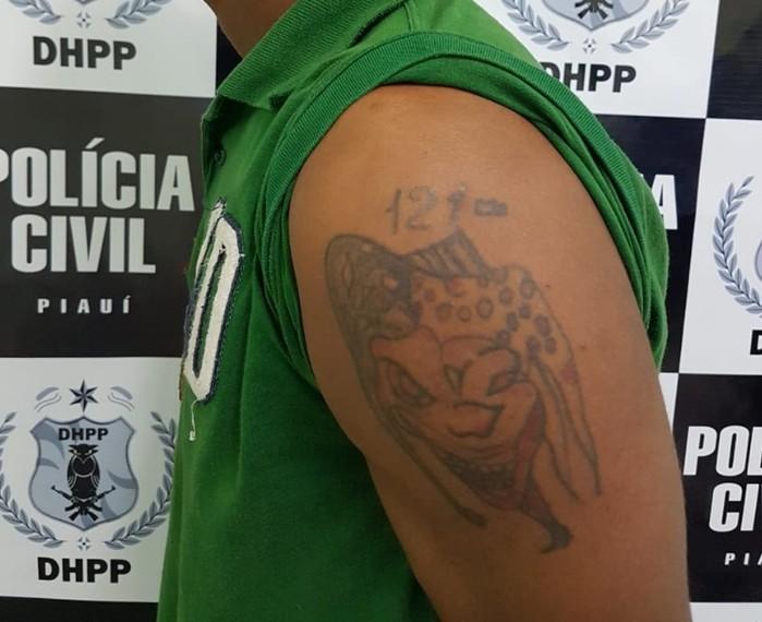Tatuagem de Leandro Rodrigues (Crédito: Divulgação/ Policia Civil)