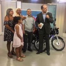 Ronda do Povão mostra ganhadores de prêmios da Porta da Felicidade