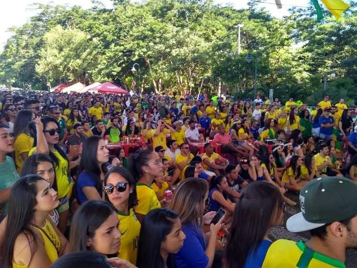 Torcedores acompanham jogo do Brasil na Arena Teresina (Crédito: Divulgação )