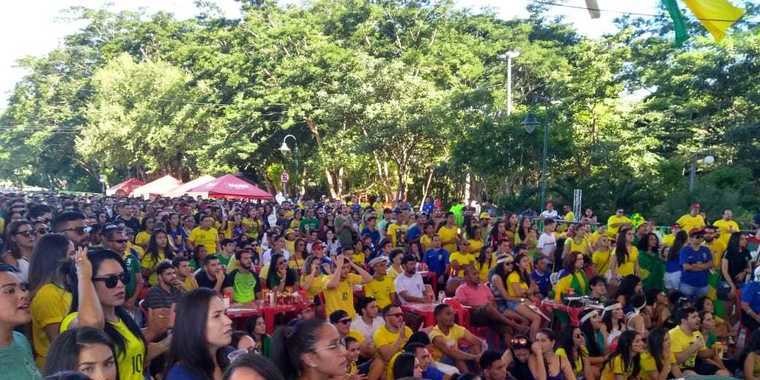Ponte Estaiada terá transmissão de jogo Brasil x Bélgica na sexta