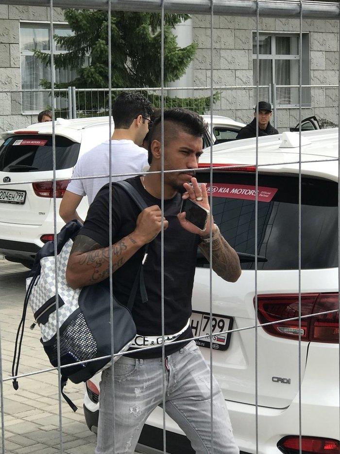 Paulinho e todos os jogadores, claro, bastante abatidos (Crédito: Alexandre Lozetti)