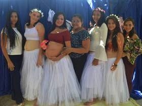 Ensaio fotográfico com mulheres grávidas.
