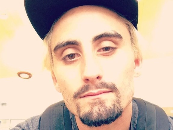 Morre Kyle Pavone, vocalista da banda de metal We Came as Romans