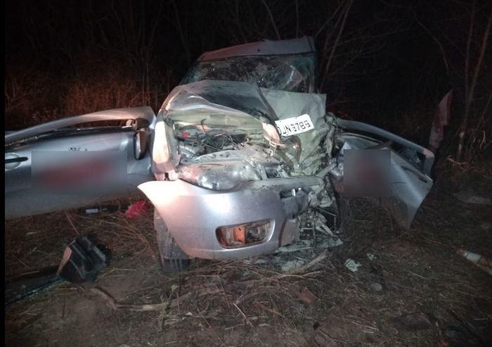 Carro envolvido em acidente na BR-316, no Maranhão (Crédito: Divulgação/PRF-MA)