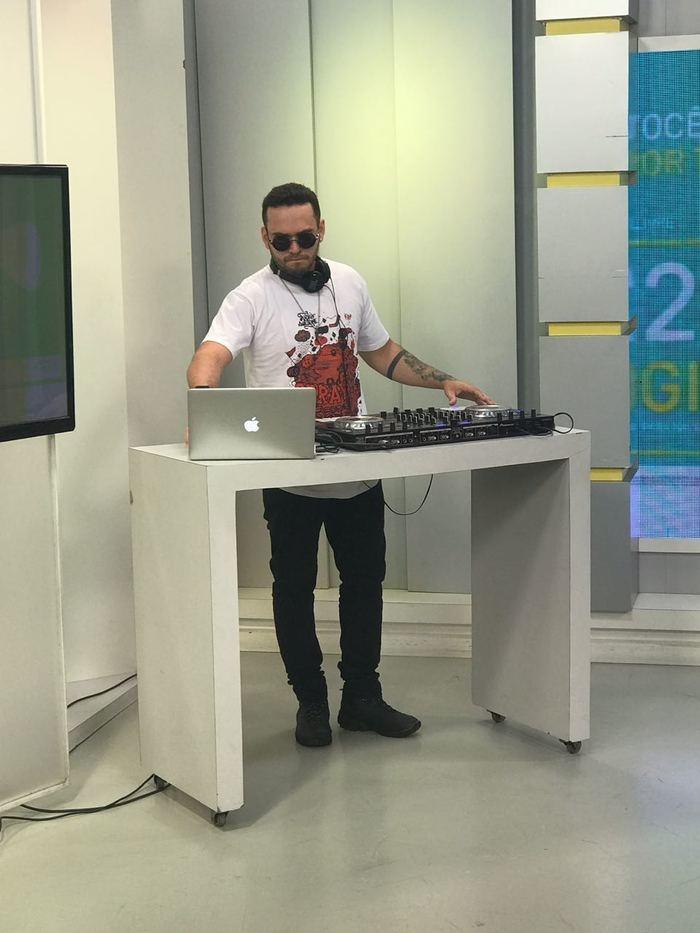 Dj Bruno Ribeiro (Crédito: Waldelúcio Barbosa)