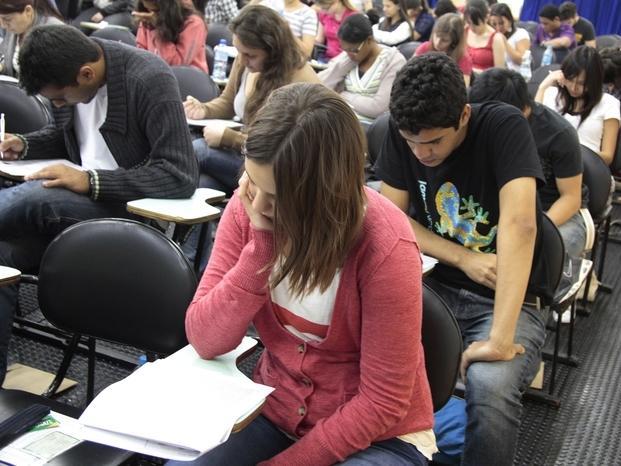 Concursos oferecem 21.275 vagas com salários de até R$ 27 mil