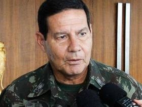 Vice de Bolsonaro diz que Brasil herdou “malandragem” dos negros
