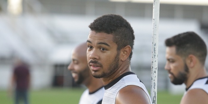 Corinthians anuncia desistência da contratação de Juninho