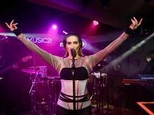 Cleo Pires surpreende ao confessar que ficaria com MC Livinho