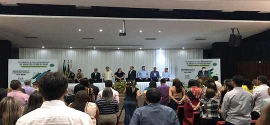 Secretária de saúde Bruna Lara participa de congresso estadual