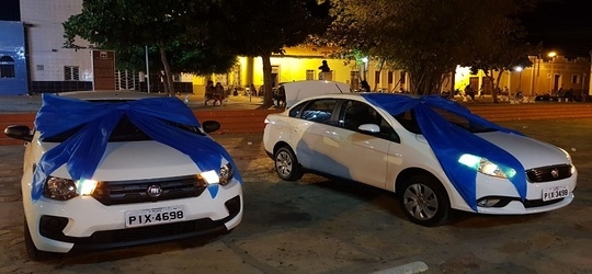 Município entrega novos transportes para saúde e SEMAS
