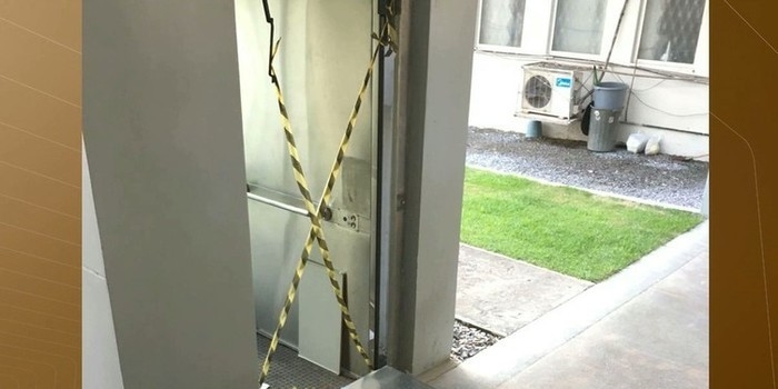 Porta de elevador quebrado cai sobre criança de 2 anos na Paraíba