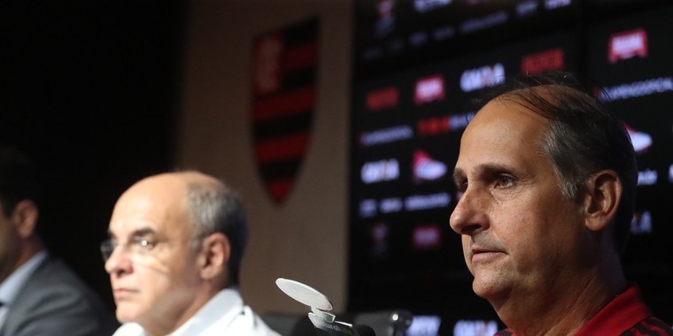 Diretoria do Flamengo se reúne para discutir futuro de Barbieri
