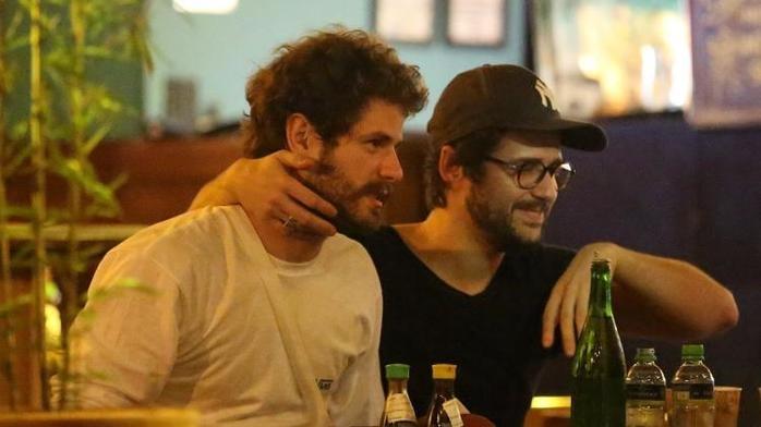 Mauricio Destri e Gil Coelho (Crédito: Ag News)