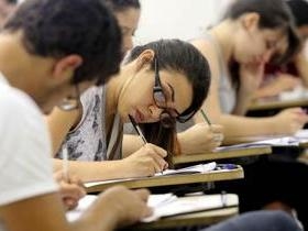 129 órgãos reúnem 13 mil vagas com salários que vão até R$ 9 mil