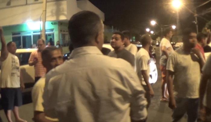 Motoristas da Uber realizam protesto (Crédito: Reprodução/TVMN)