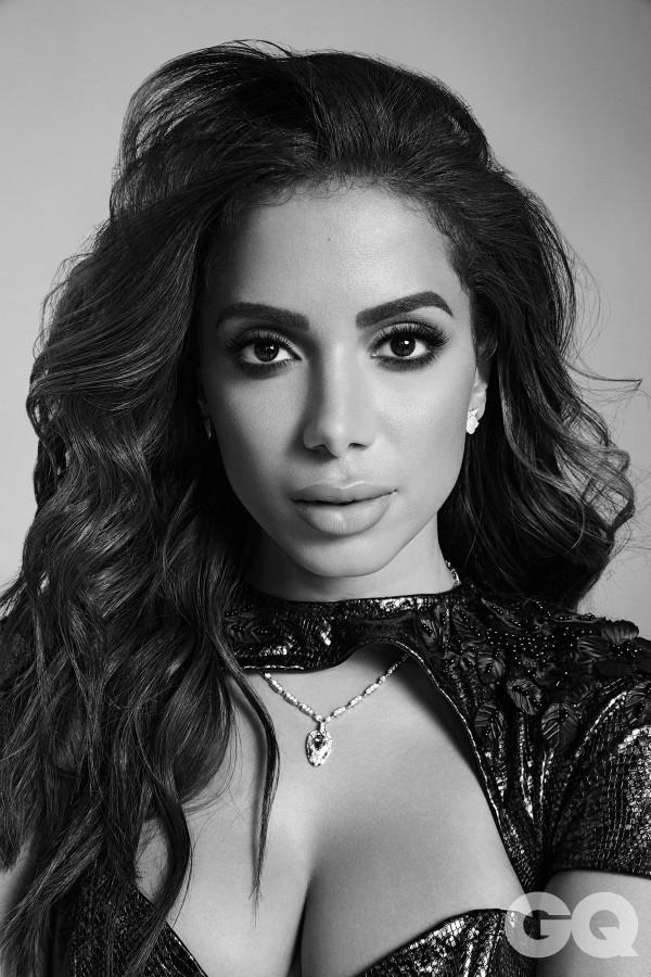 Anitta estrela capa no México e lembra início da carreira ...