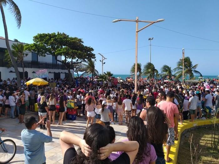 Manifestantes contra o candidato Jair Bolsonaro em Fortaleza (CE) (Crédito: Kilvia Muniz / Sistema Verdes Mares )