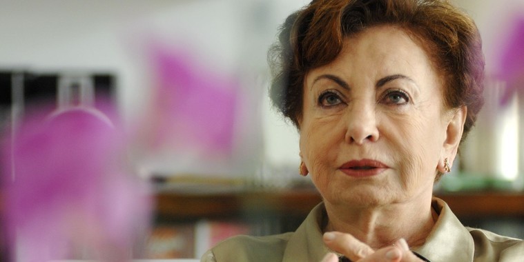 Beatriz Segall morre aos 92 anos em hospital de São Paulo