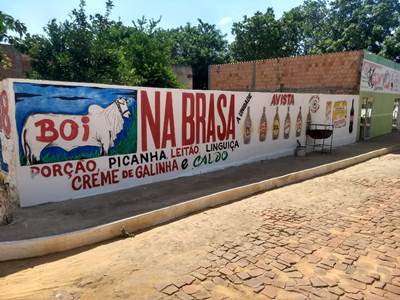 Boi na Brasa comemora aniversário com bingo e música ao vivo