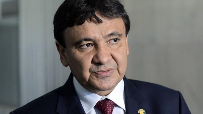 W. Dias anuncia que fará recadastramento para cortar gastos