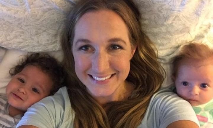 Mãe descobre que filhos adotivos são também irmãos biológicos