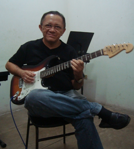 Geraldo Brito lança o CD “Dança das Tulipas”