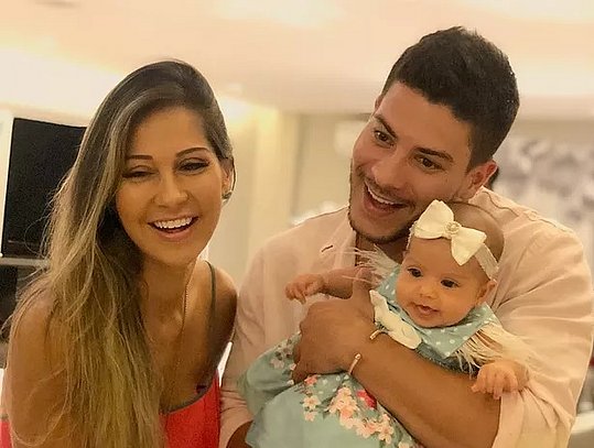 Mayra Cardi e Arthur Aguiar sofrem assalto no Rio: "Tentaram levar a Sophia"