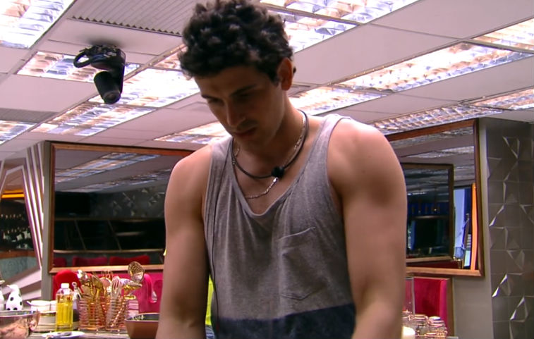 BBB 19: Tatá Werneck fica revoltada com Maycon por ato de crueldade com gato