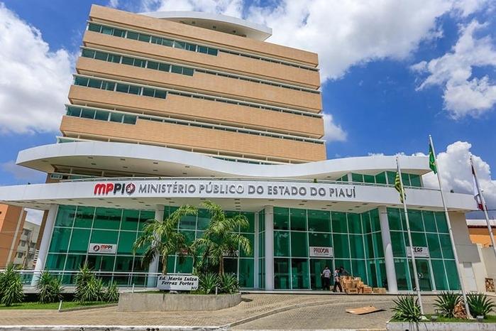 Procuradoria investiga reajustes e gratificações sem previsão legal