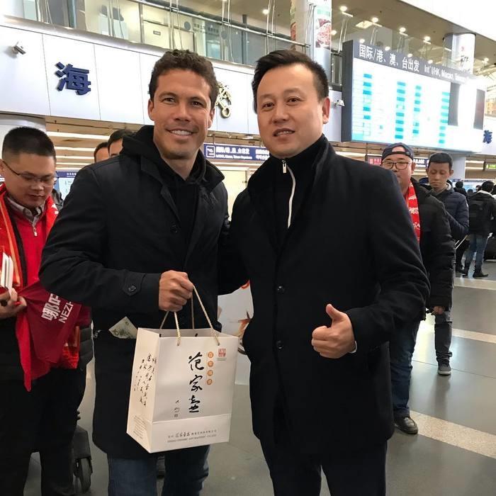 Hernanes agradece Clube Chinês (Crédito: Reprodução Instagram)