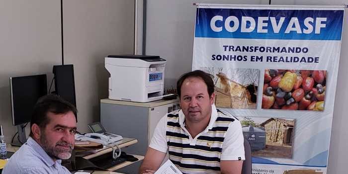 Zé Raimundo consegue investimentos de R$ 6 milhões para Oeiras