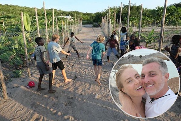 Luciano Huck mostra Benício e Joaquim jogando bola em Moçambique