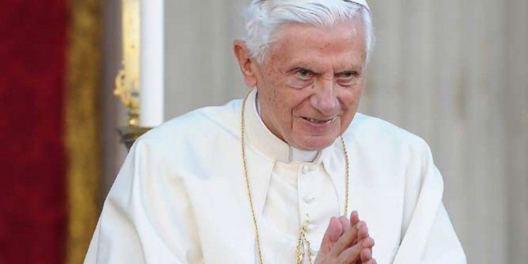 Papa Emérito Bento XVI escreve livro sobre fé e política no 3º milênio