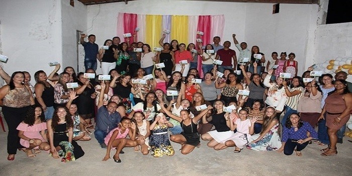 Professores são homenageados durante caminhada em Santo Inácio