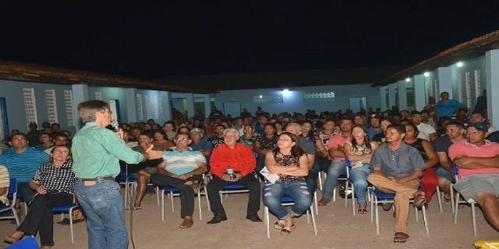 Valmir Barbosa decreta ponto facultativo na próxima segunda-feira(28) em homenagem aos servidores públicos