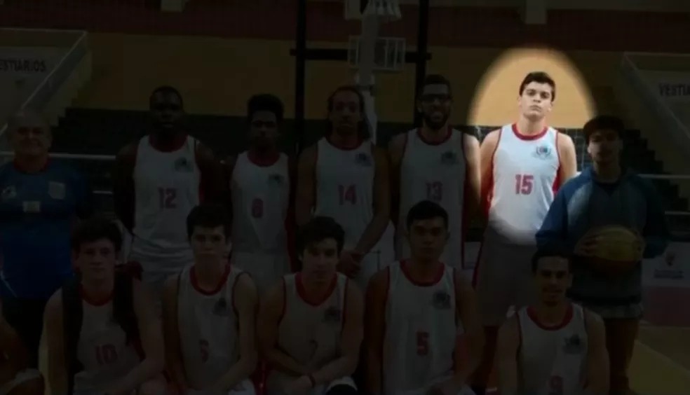 Samuel Rodrigues de Carvalho Campos, morto em Piedade, sonhava em ser jogador de basquete profissional — Foto: TV TEM/Reprodução