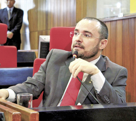 Fábio Novo deve ser o pré-candidato do PT em Teresina