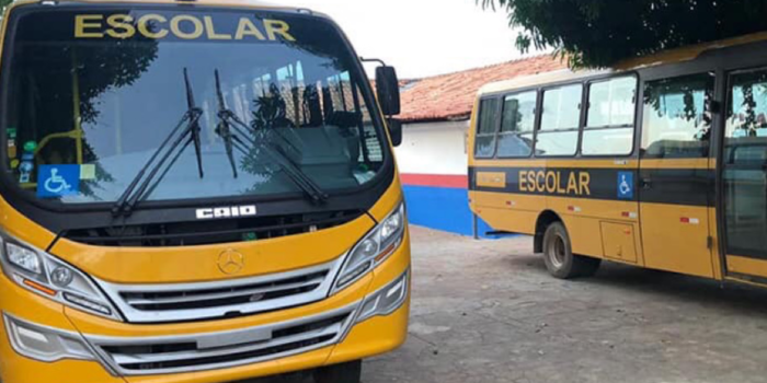 A Prefeitura Municipal de Uruçuí fez a aquisição de quatro Ônibus escolares novos