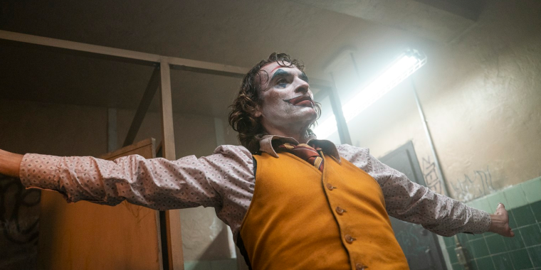 Coringa arrecada mais de R$ 31 milhões no Brasil e bate recorde no mês