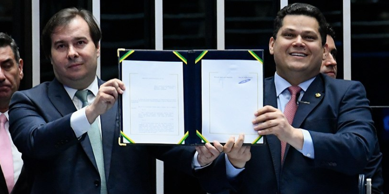 Reforma da Previdência é promulgada pelo Congresso