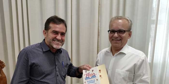 A convite do prefeito e de olho em 2022, Firmino vai a Oeiras no fds