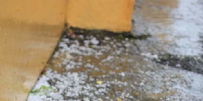 Chuva de granizo na Baixa Grande em Monsenhor Gil