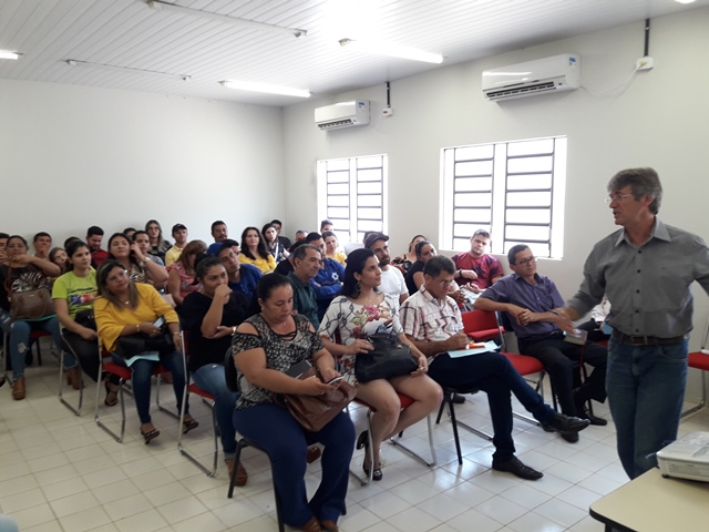 Prefeitura de Dom Expedito Lopes realiza palestra sobre Comunicação Integrada na Gestão Municipal - Imagem 36