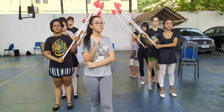 Companhia Equilíbrio estreia Alice no País das Maravilhas no dia 24