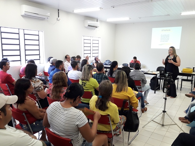 Prefeitura de Dom Expedito Lopes realiza palestra sobre Comunicação Integrada na Gestão Municipal - Imagem 27