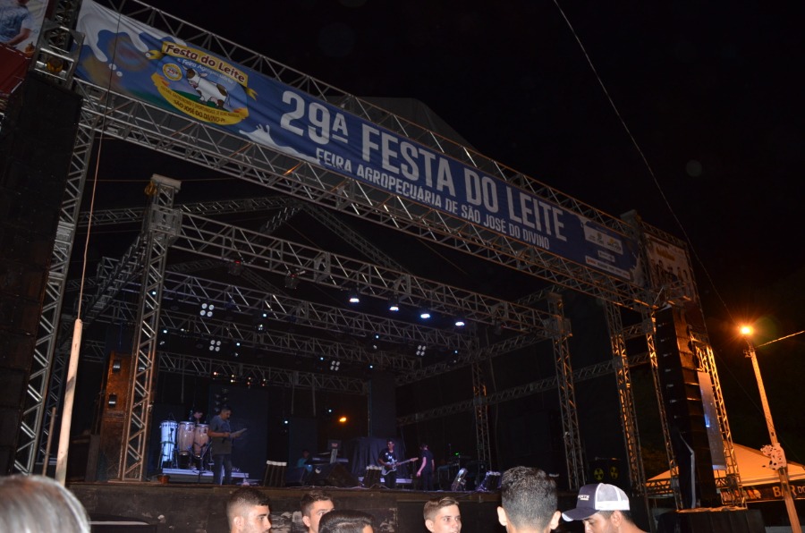 Deputado Francisco Lima prestigiou a 29ª Festa do Leite em São José do Divino - Imagem 8
