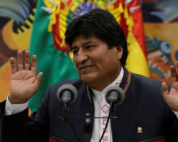 Helicóptero que levava Evo Morales tem falha mecânica na decolagem